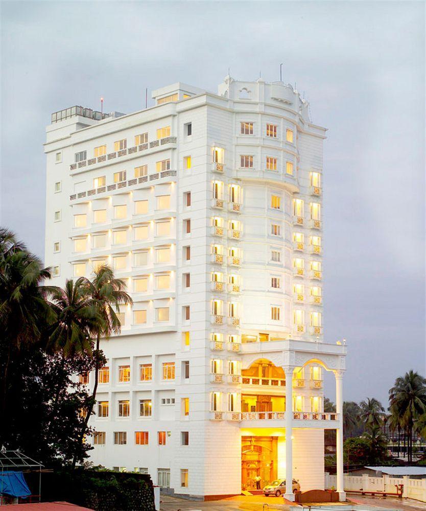 Joys Palace Hotel Thrissur Esterno foto