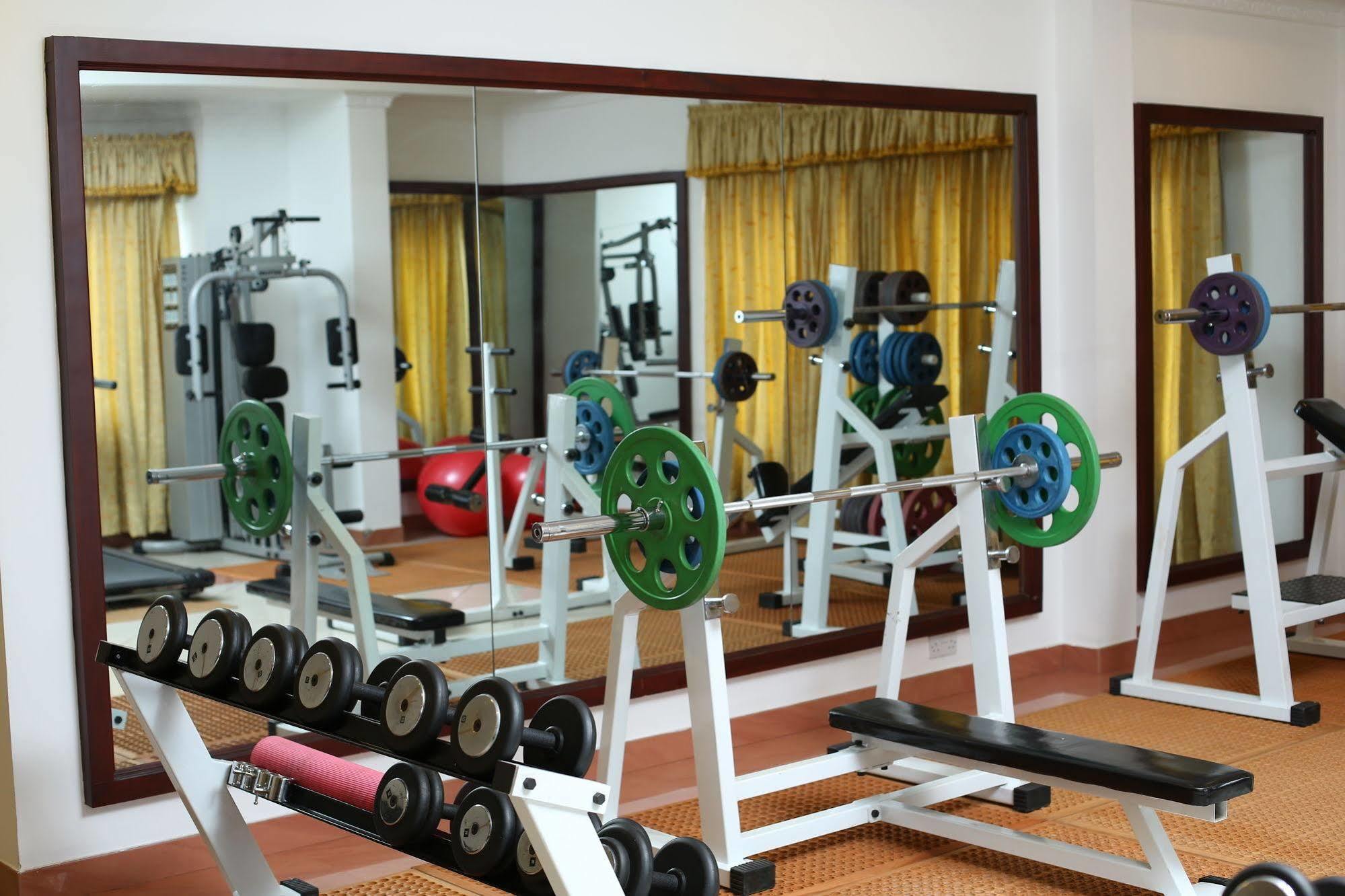 Joys Palace Hotel Thrissur Esterno foto